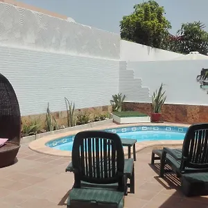 Casa Burgos , Corralejo España